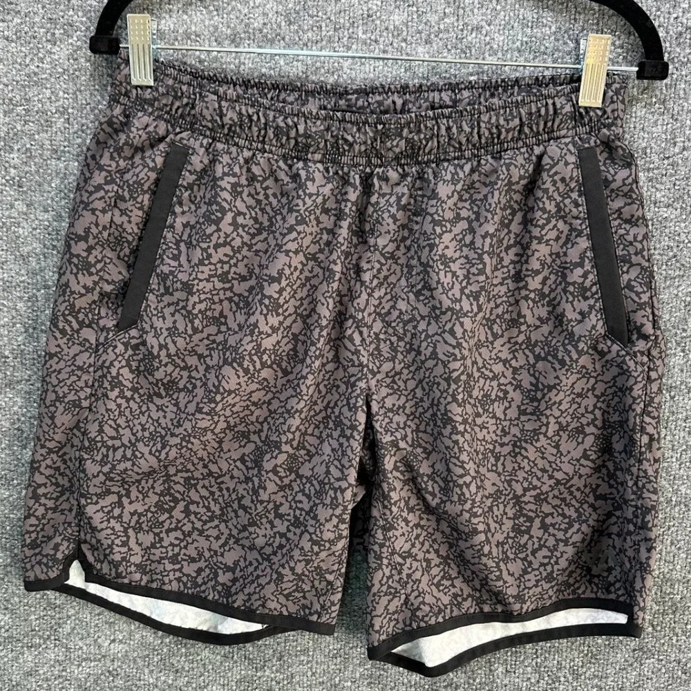 RVCA Mens Yogger Stretch Training Shorts Grey Black Abstract Camo Print Gym M